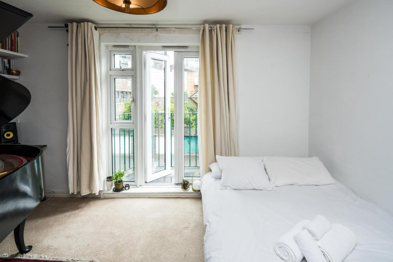 2bd Stylish W/t Grand Piano * Londres